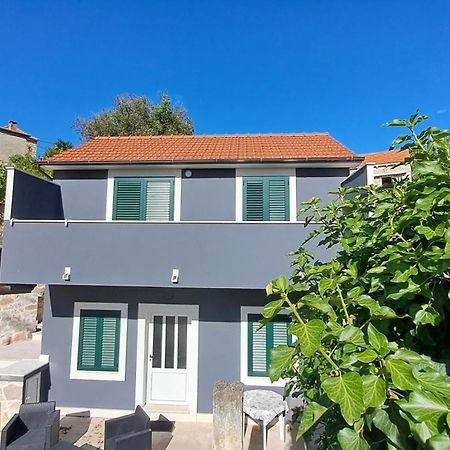 Kuca Za Odmor Dobrila Otel Jelsa  Dış mekan fotoğraf