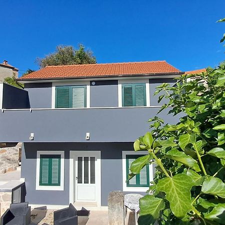 Kuca Za Odmor Dobrila Otel Jelsa  Dış mekan fotoğraf