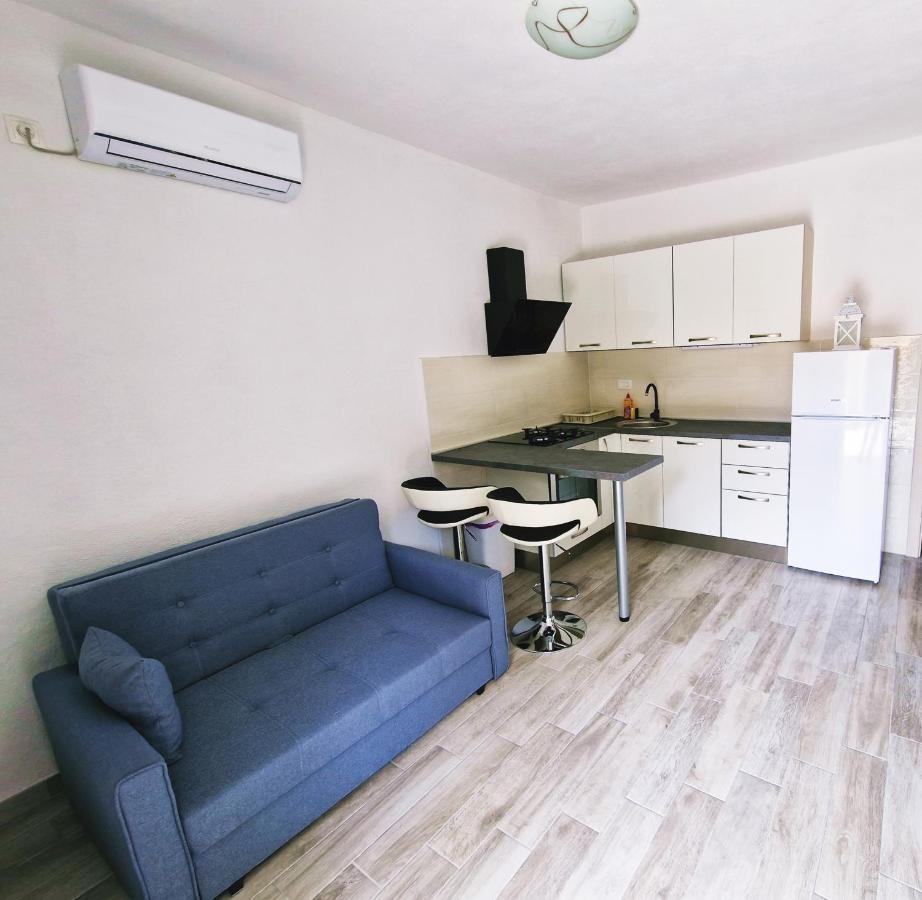Kuca Za Odmor Dobrila Otel Jelsa  Dış mekan fotoğraf