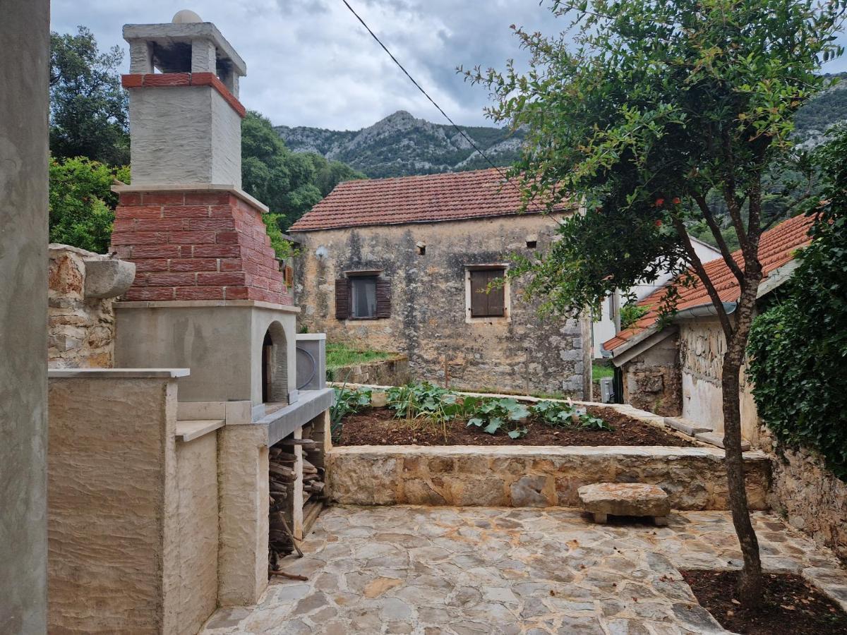 Kuca Za Odmor Dobrila Otel Jelsa  Dış mekan fotoğraf