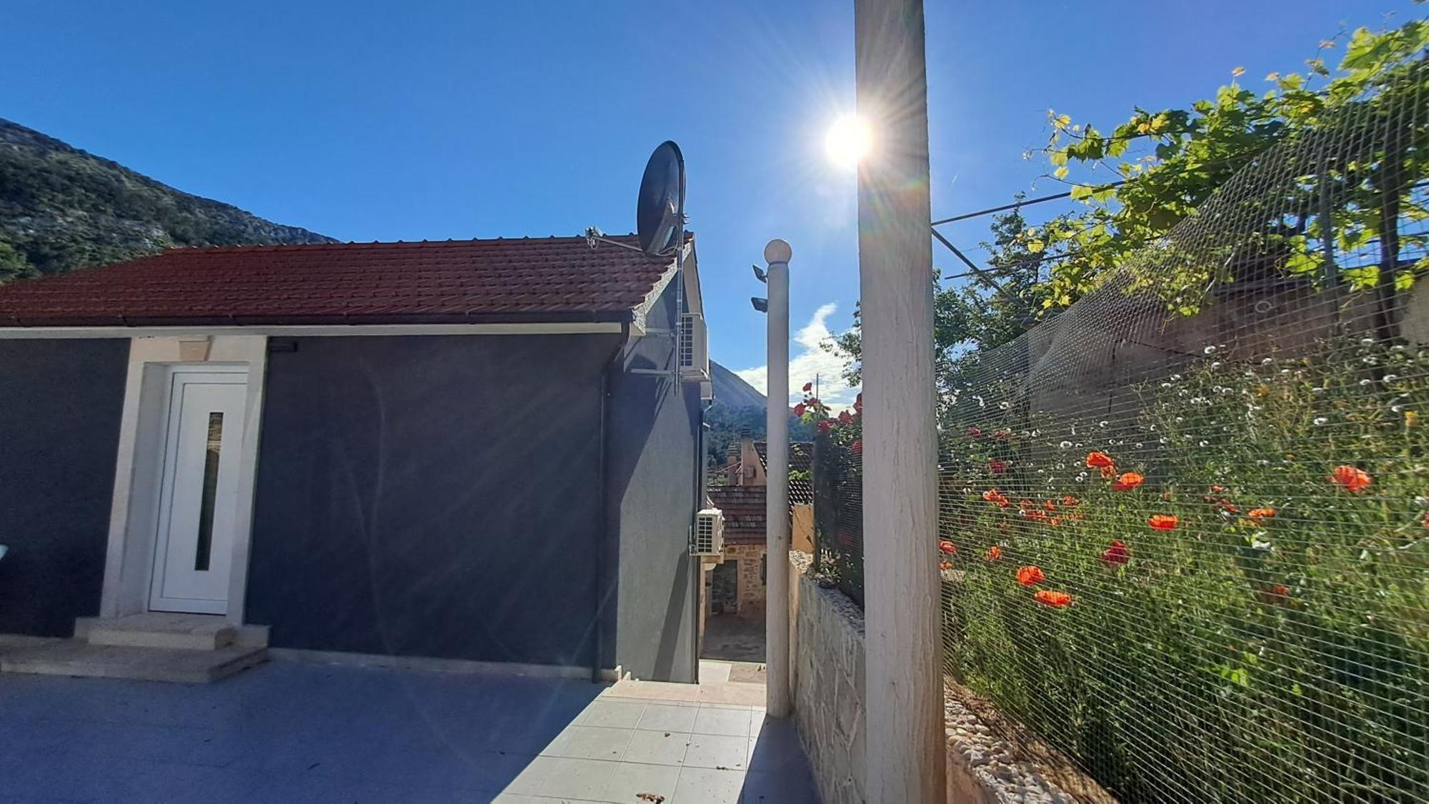 Kuca Za Odmor Dobrila Otel Jelsa  Dış mekan fotoğraf