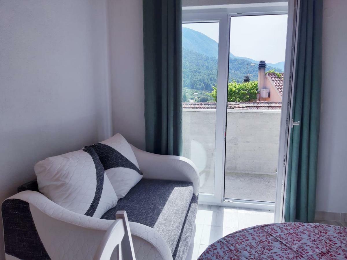 Kuca Za Odmor Dobrila Otel Jelsa  Dış mekan fotoğraf